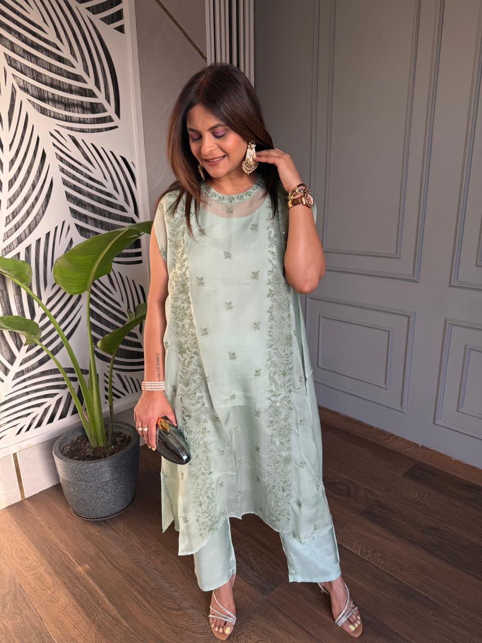 Super soft 3 piece organza co-ords (Karishma)