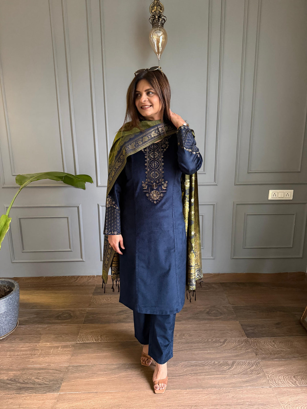 Velvet corduroy suit with banarasi dupatta (Naina)