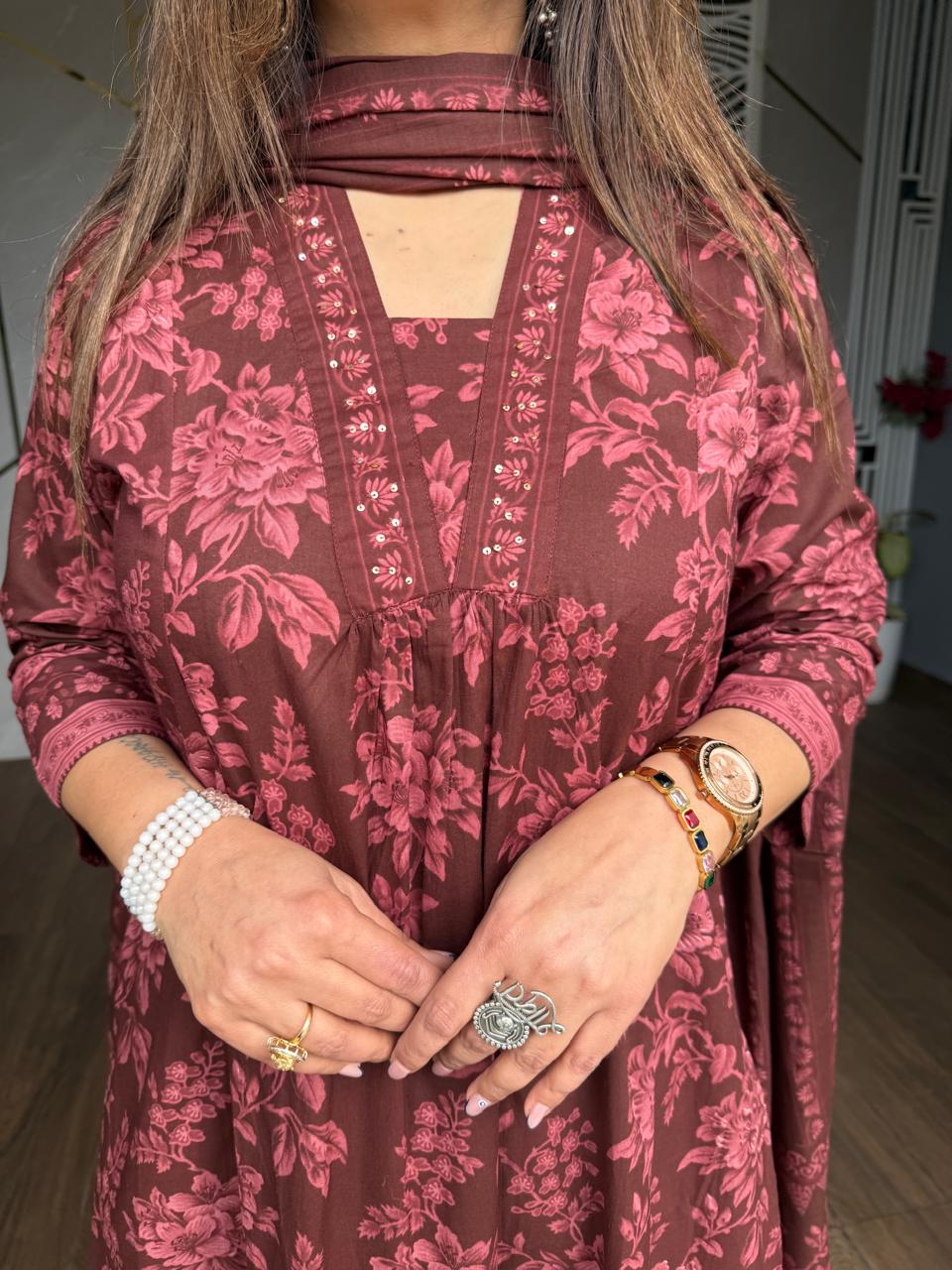 FLORAL COTTON SUIT (AJRAKH)