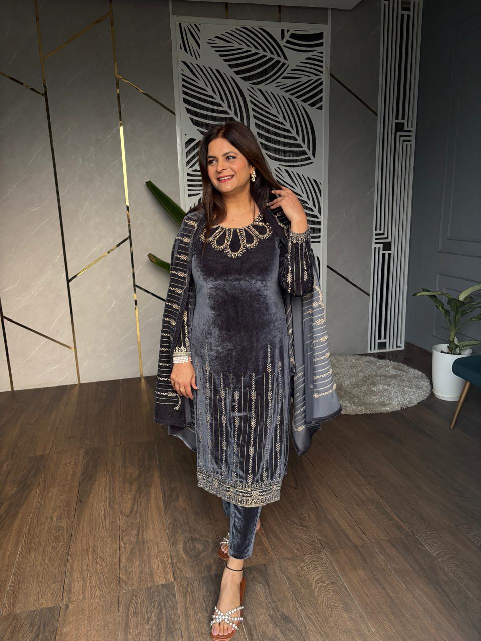 SHIMMER VELVET NECK EMBROIDERY SHAWL SUIT