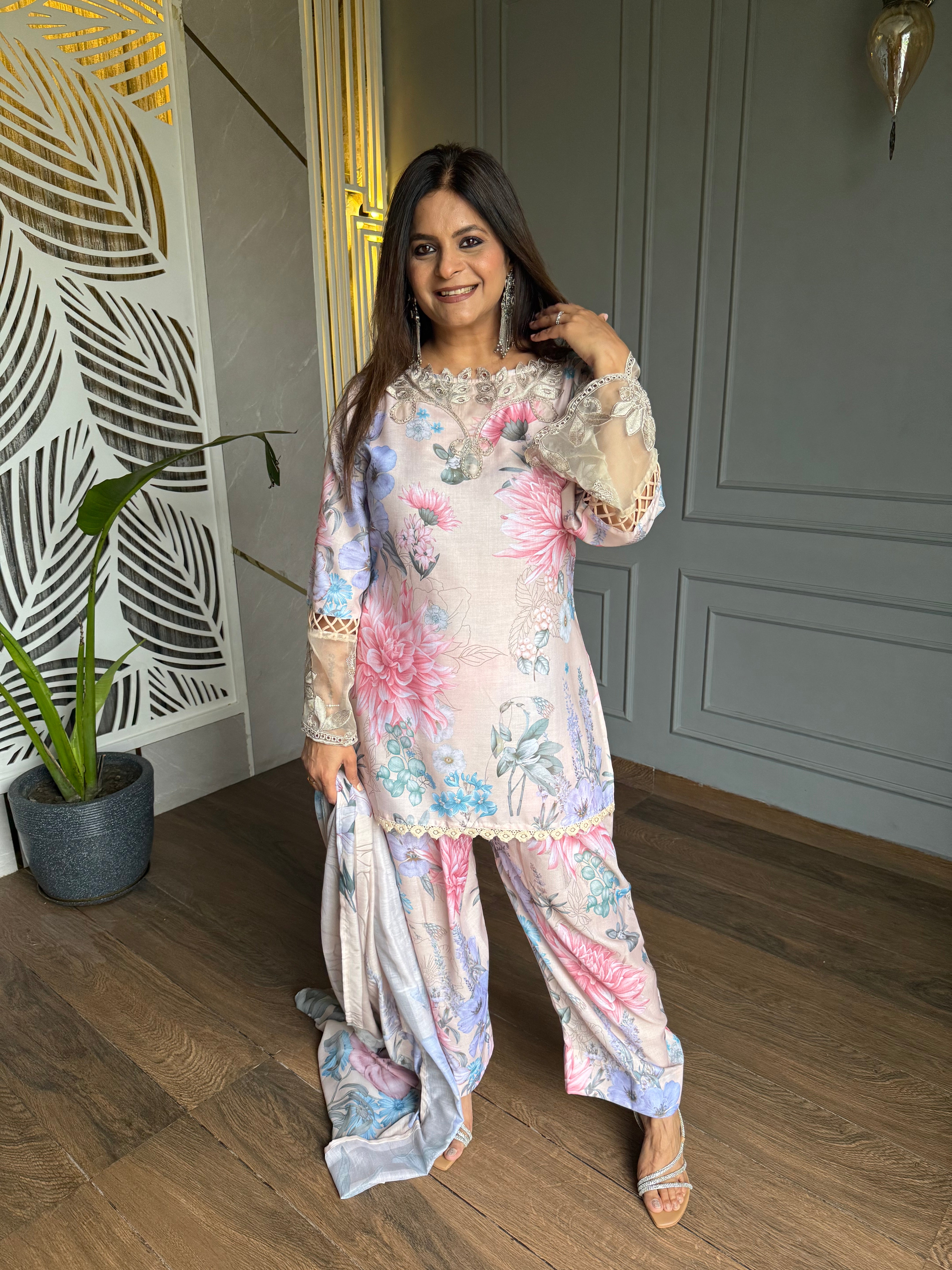 Cotton floral farshi salwar suit (Mahira)
