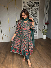 FLORAL COTTON SUIT (AJRAKH)