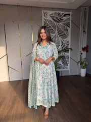 Cotton flarred summer print suit