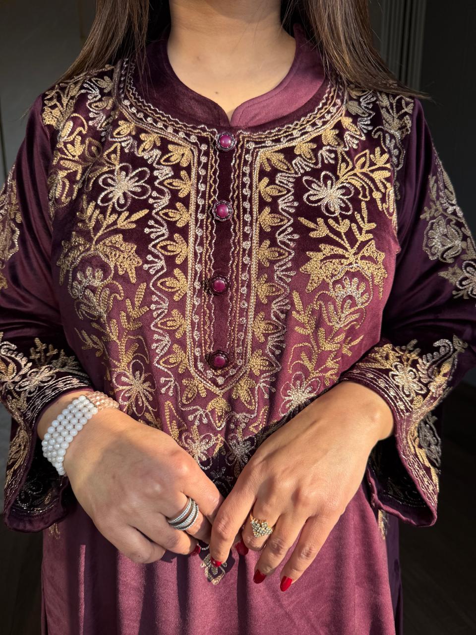 DOUBLE THREAD EMBROIDERY PHERAN SET