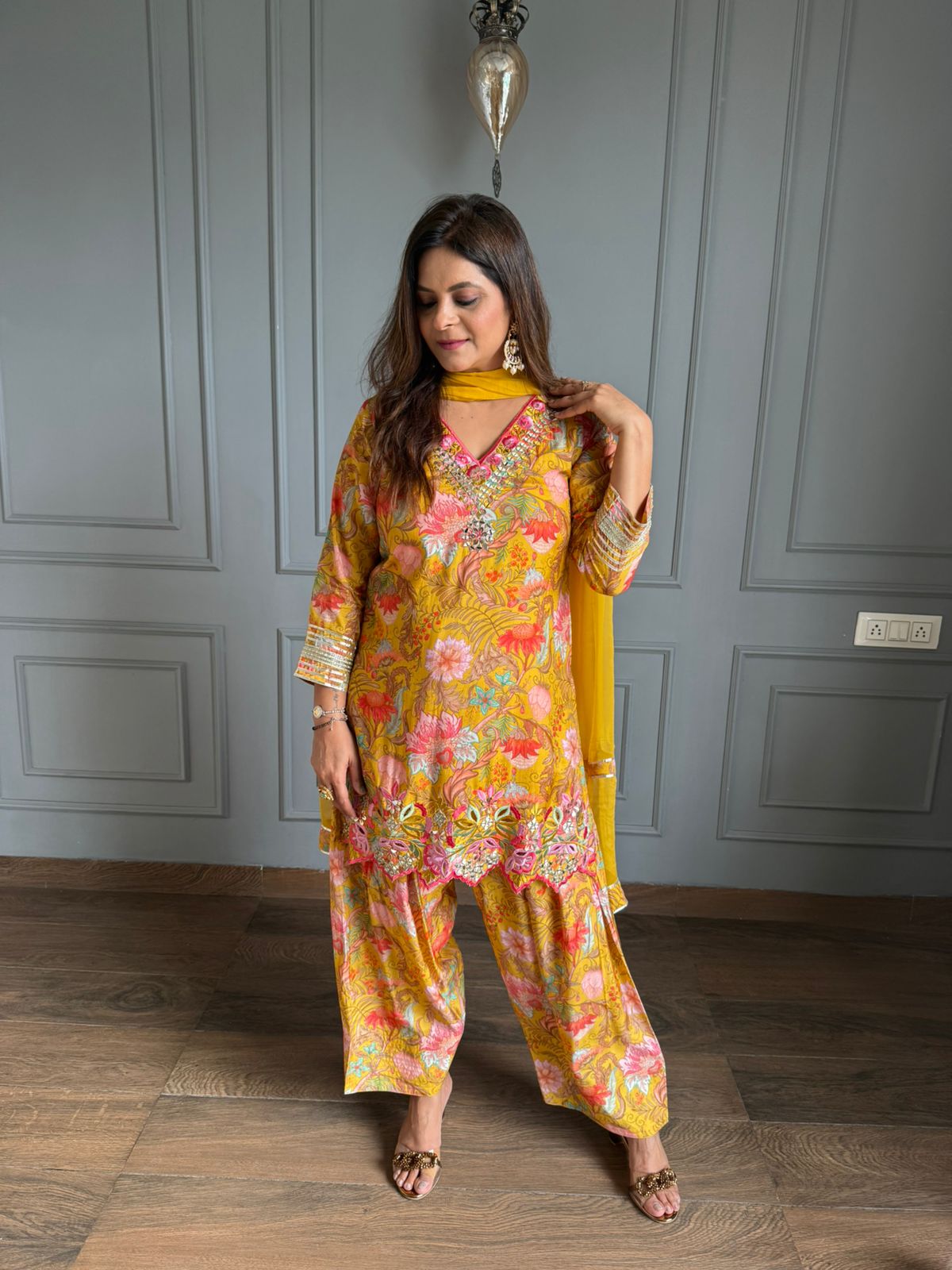 Farshi Salwar Crepe Hand Work Suit With Chiffon Dupatta (Sneha)