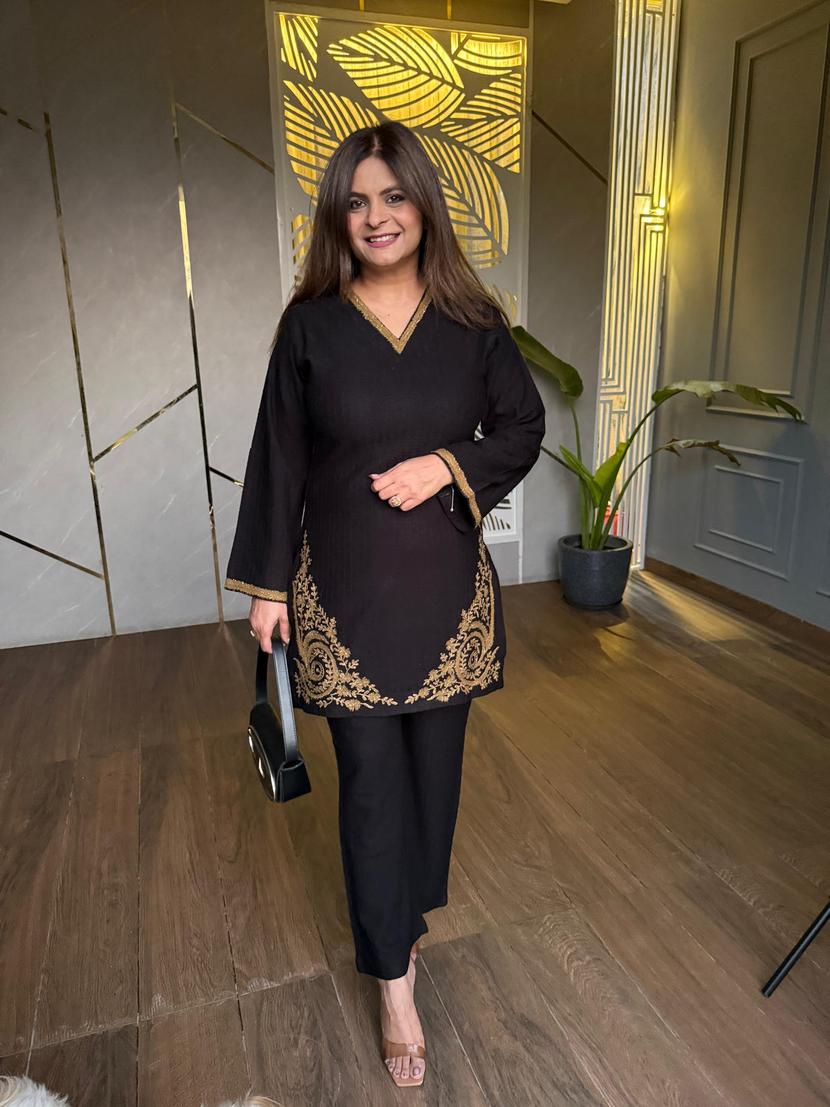 Pure acrylic woollen embroided co-ord set (Shaila)