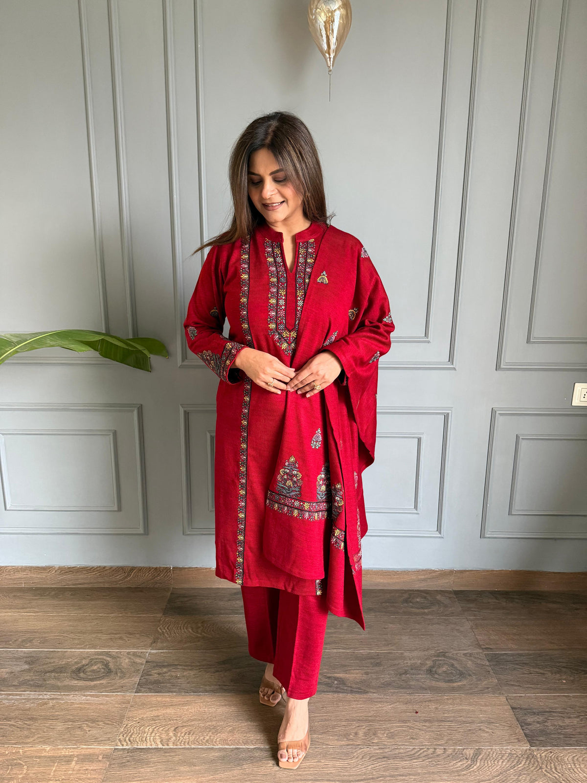 Woollen embroided shawl suit (Kareena)