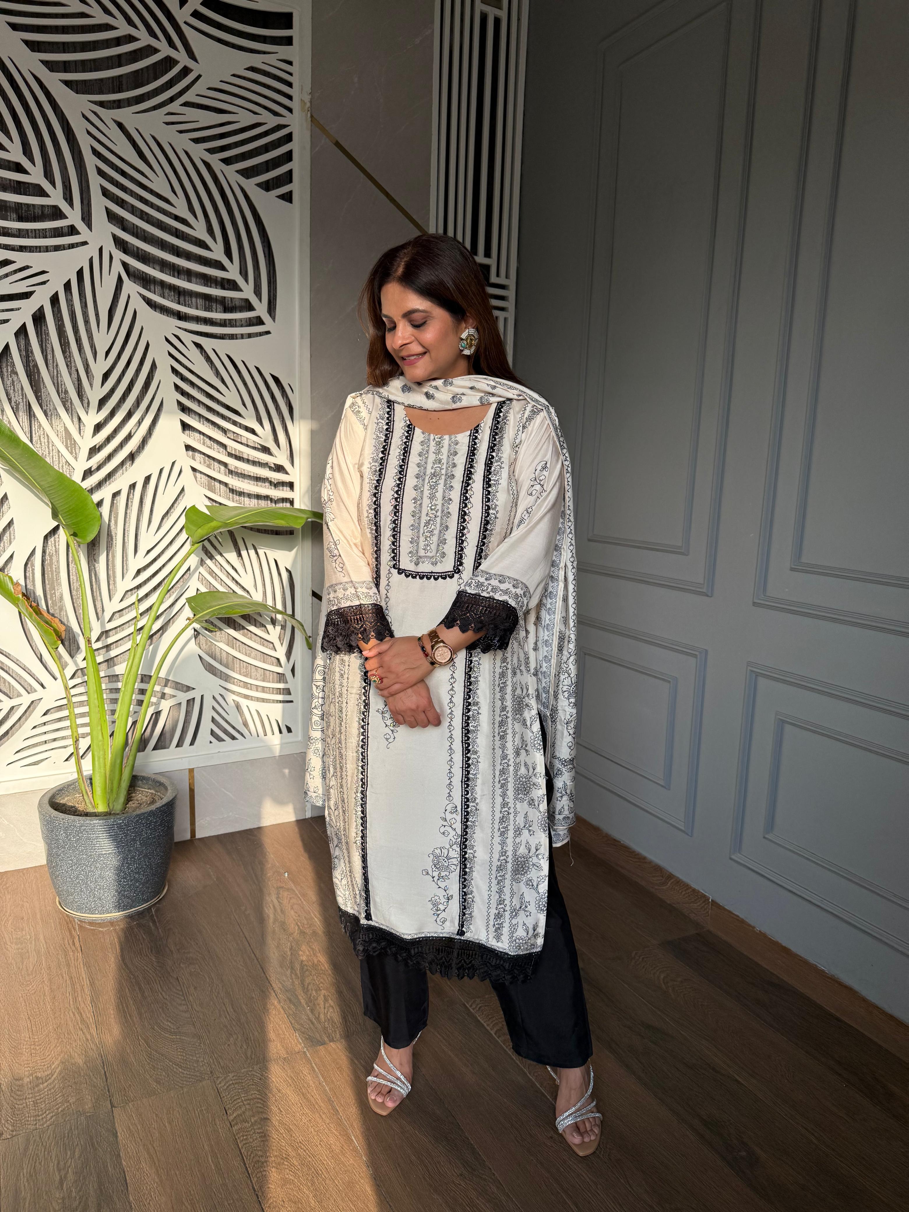 Super pretty crepe digital printed lace suit (Nisha)