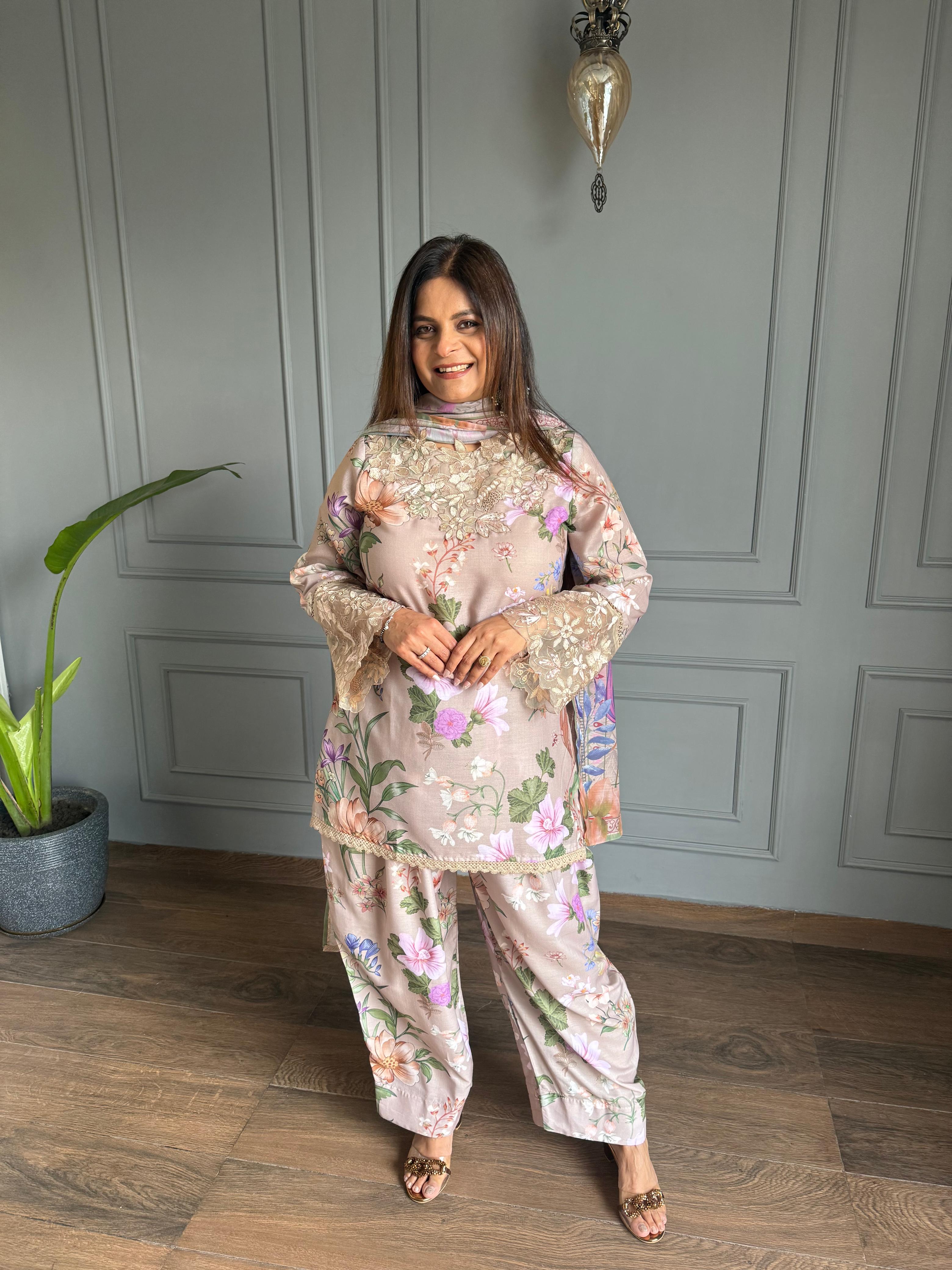 Cotton blend farshi salwar suit (Sahiba)