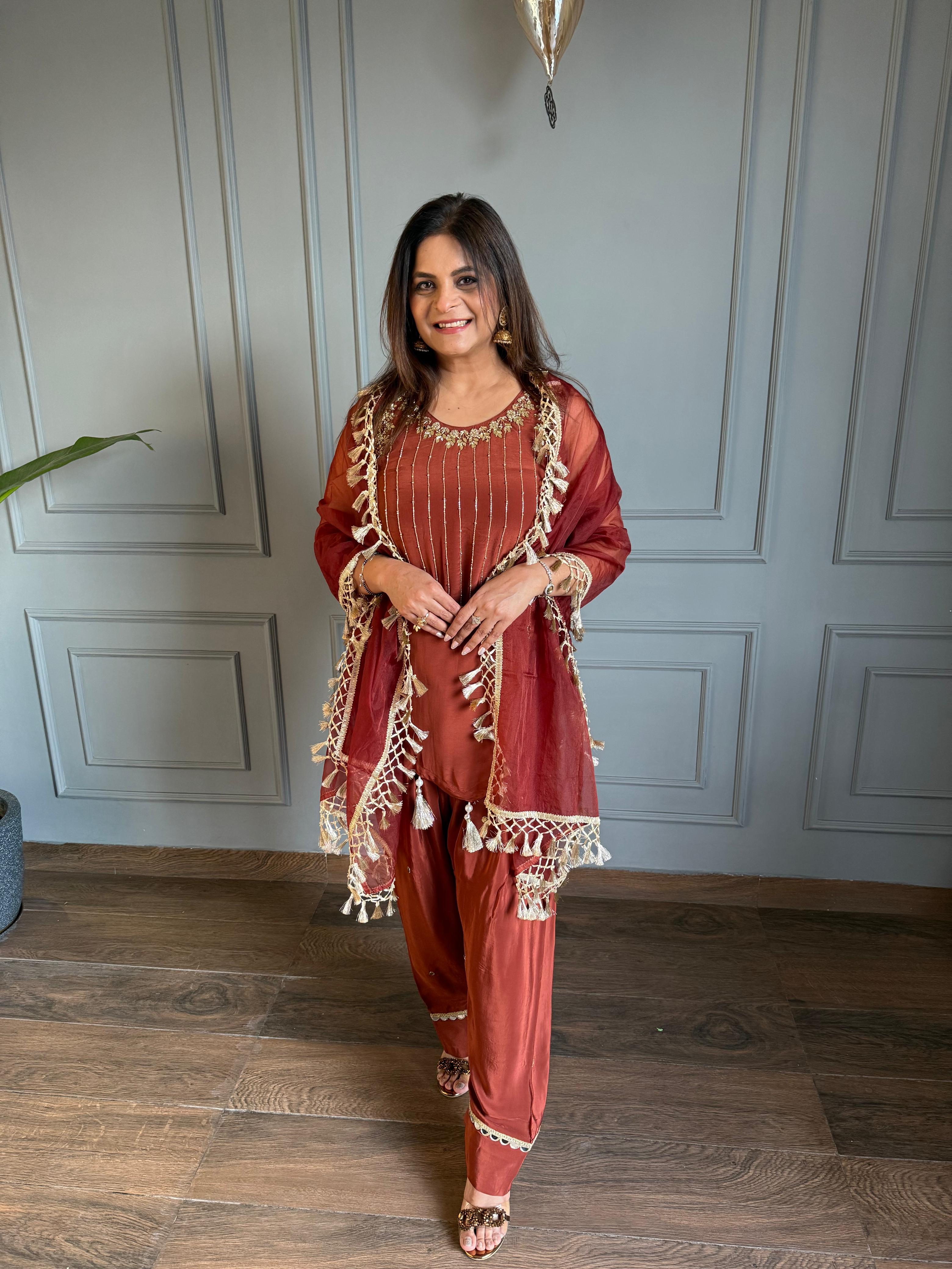 Farshi salwar crepe embroided suit (Hoor)