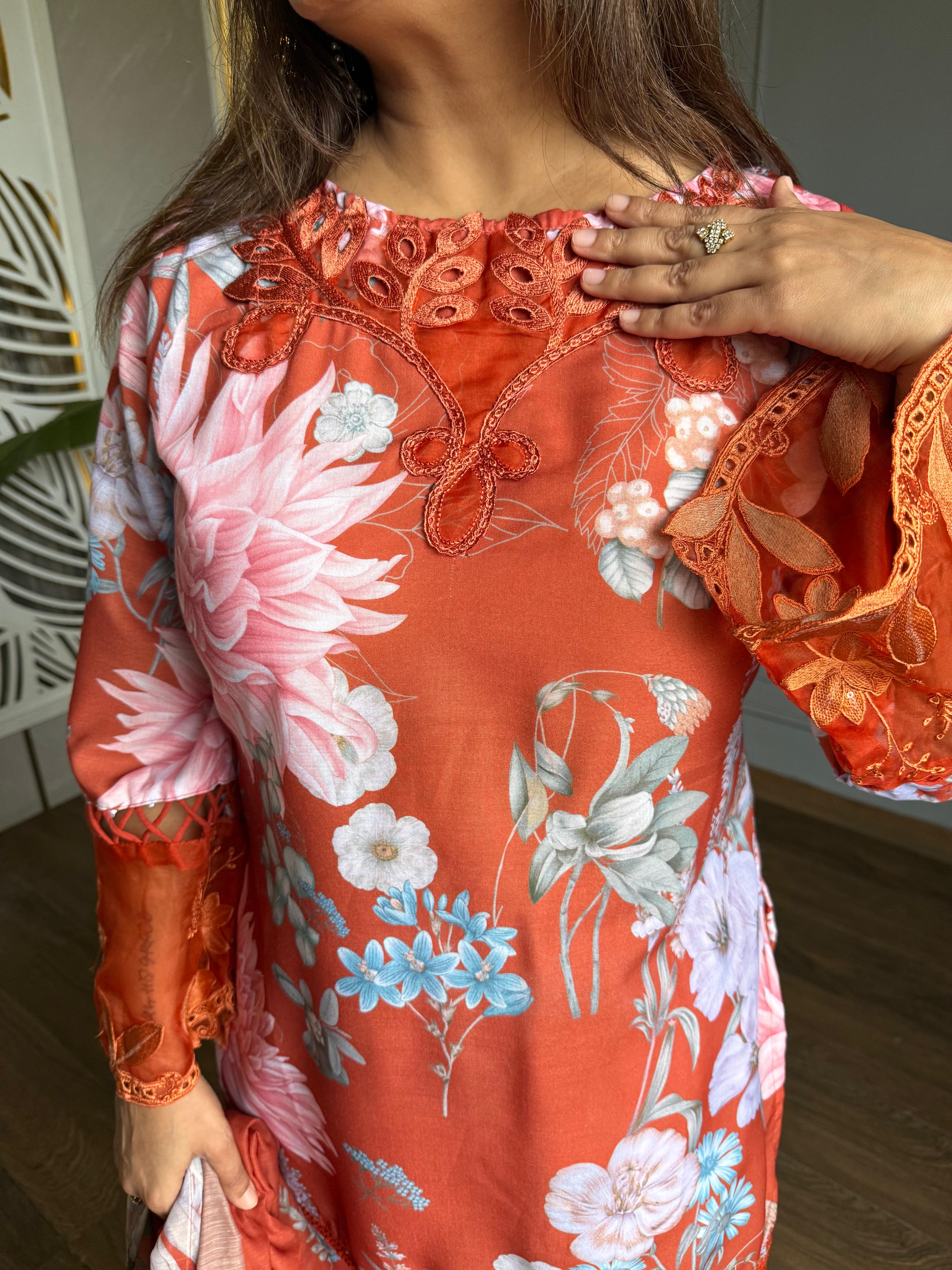 Cotton floral farshi salwar suit (Mahira)