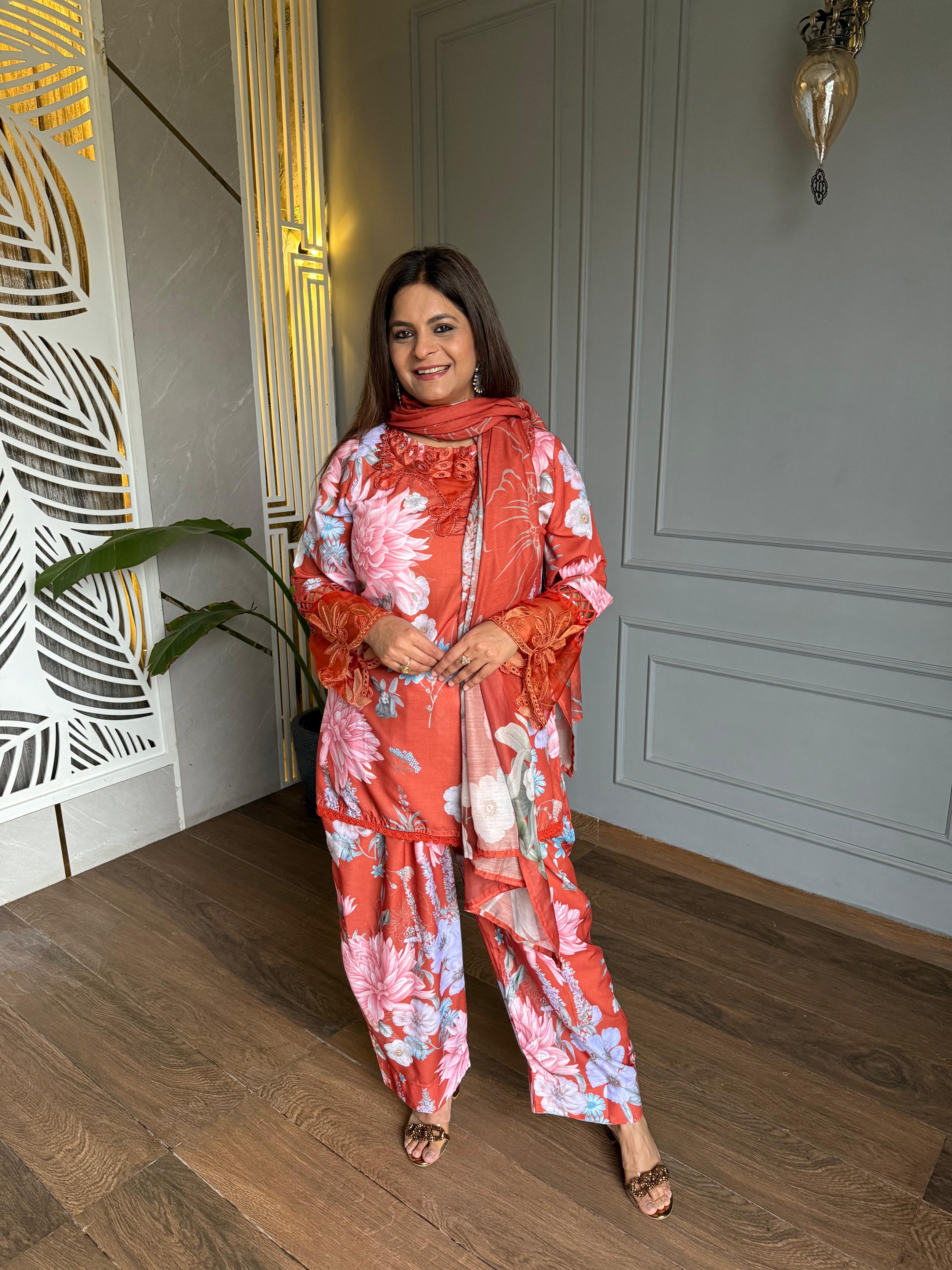 Cotton floral farshi salwar suit (Mahira)