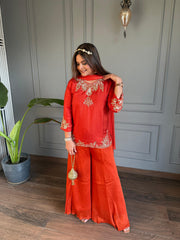 Short sharara suit with detailed handwork (Dilruba)