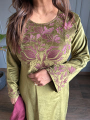 Corduroy soft and strechable velvet suit with embroidered silk dupatta (Natasha)