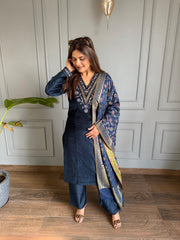 Corduroy velvet strechable suit with banarasi dupatta (Mina)