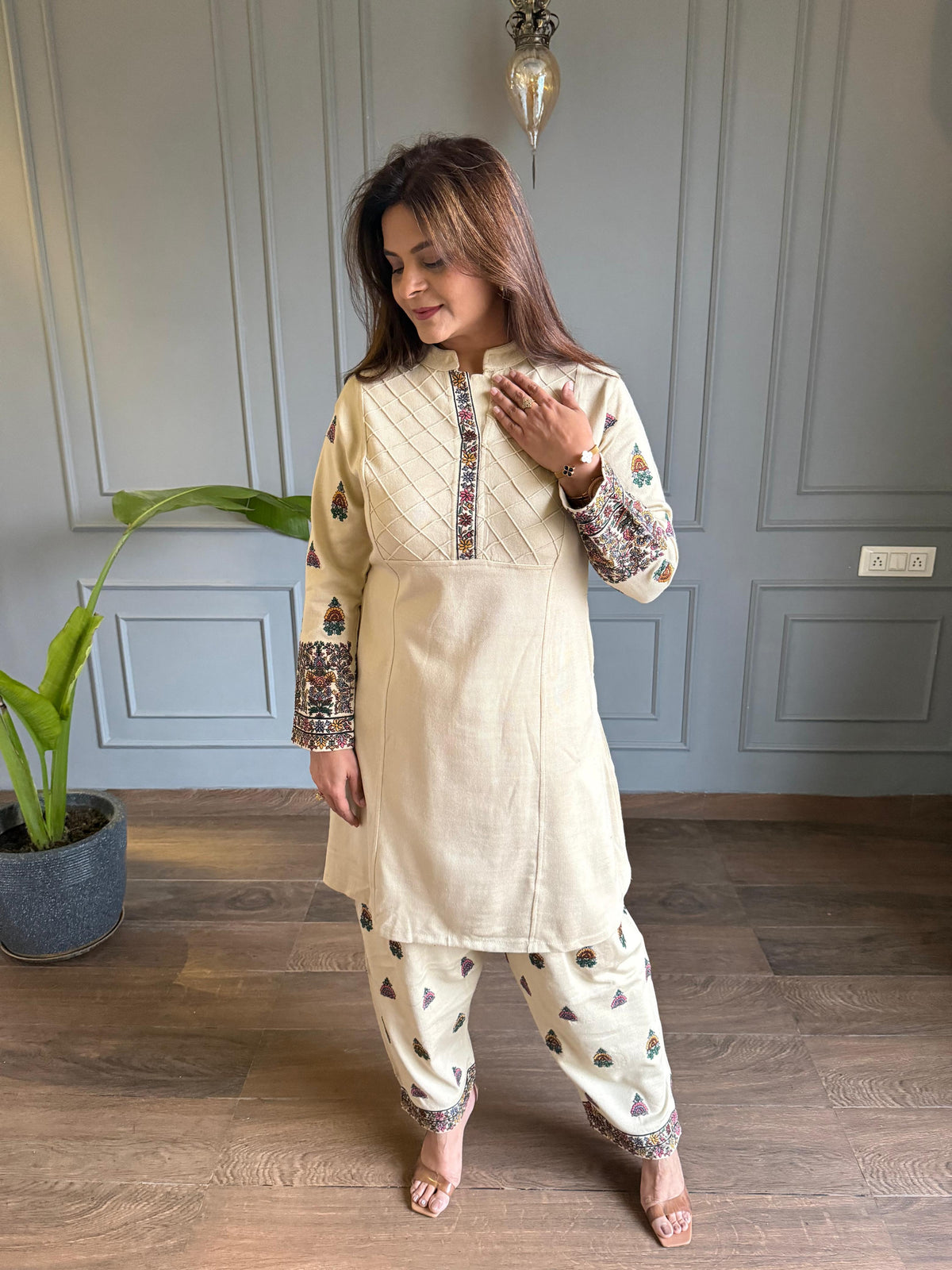 2 Piece woollen embroided co-ord set (Farah)