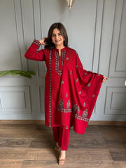 Woollen embroided shawl suit (Kareena)