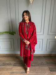 Woollen embroided shawl suit (Kareena)
