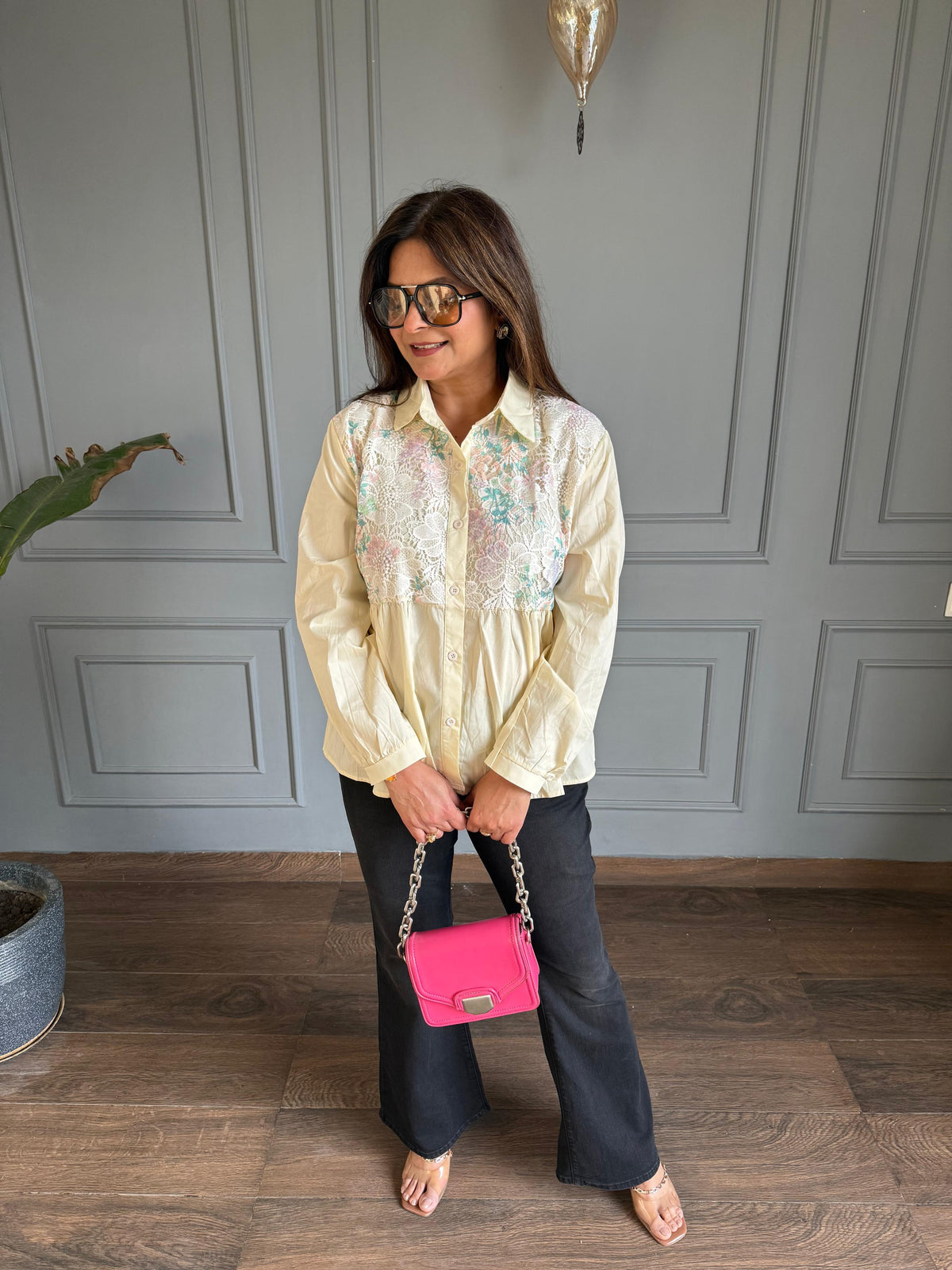 Basic cotton lace work shirts (Irida)