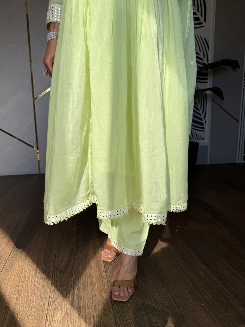Mul cotton suit