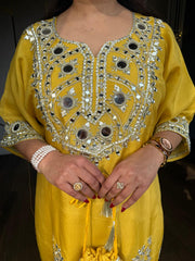 CHOGHA SETS